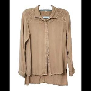 Solitaire Blouse Embroidered Medium  Yellow Gold Long Sleeve Button Down